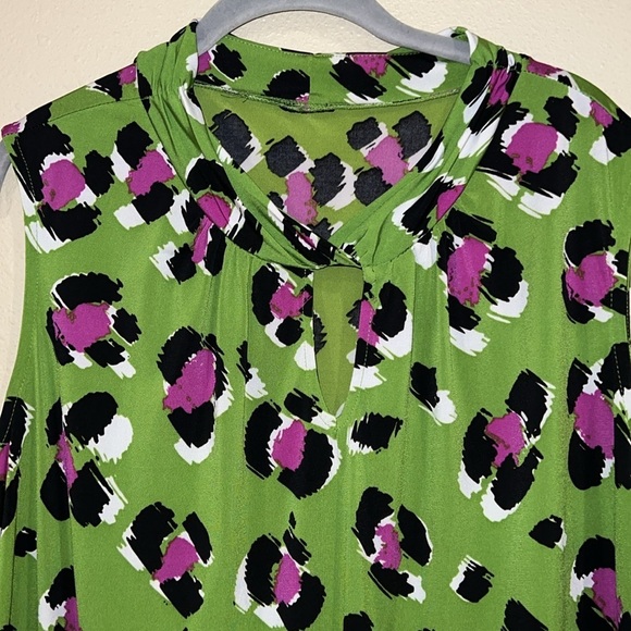 Worthington Women's plus Size 3X Multicolor  Sleeveless keyhole Blouse - Picture 2 of 4